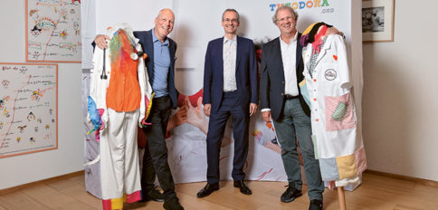 André (links) und Jan Poulie (rechts) freuen sich auf die Zusammenarbeit mit dem neuen Präsidenten Philippe Notter (Mitte).